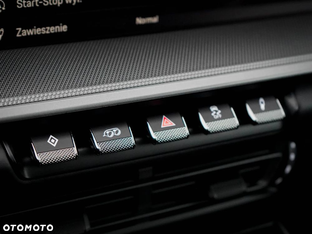 Porsche 911 Carrera 4S - 23