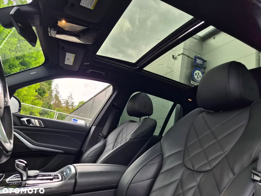 BMW X5 xDrive45e - 25