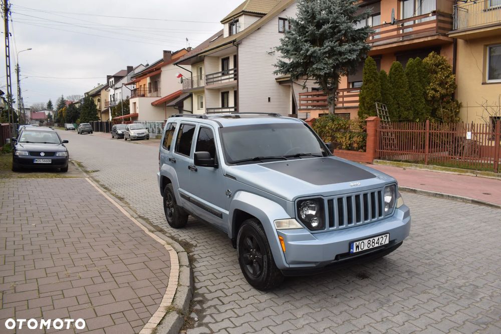 Jeep Liberty - 4