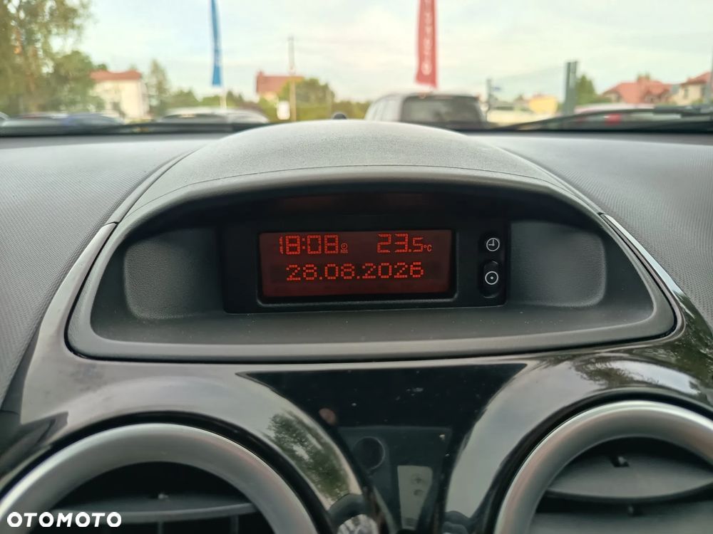 Opel Corsa 1.4 16V Active - 23