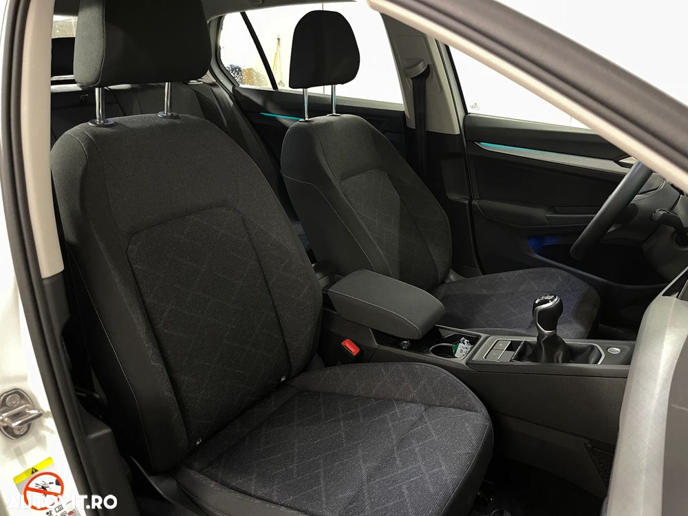 Volkswagen Golf 1.5 TSI ACT Life - 10