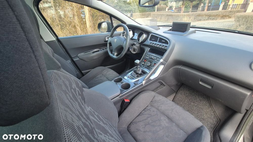 Peugeot 3008 1.6 HDi Premium - 11