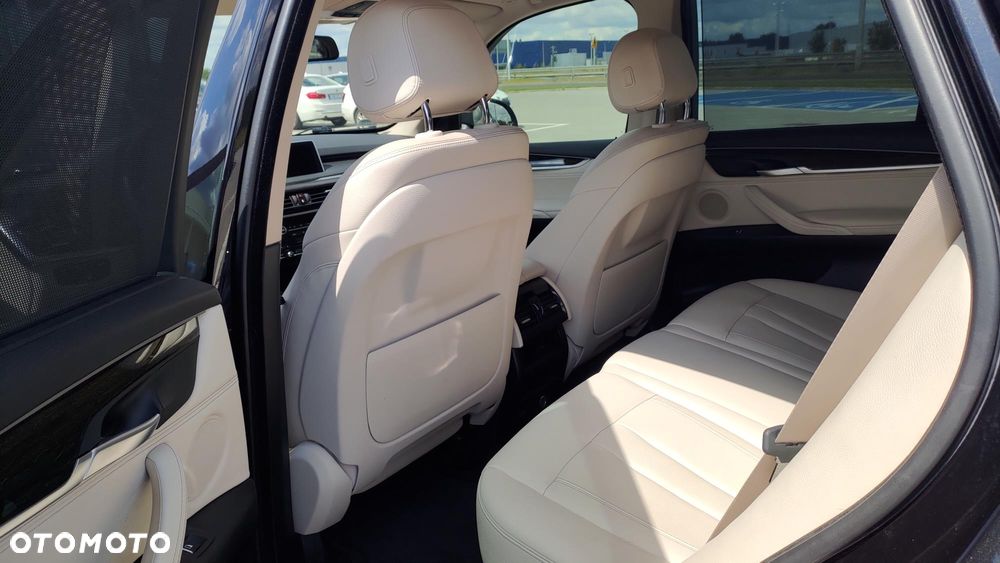 BMW X5 xDrive25d - 8