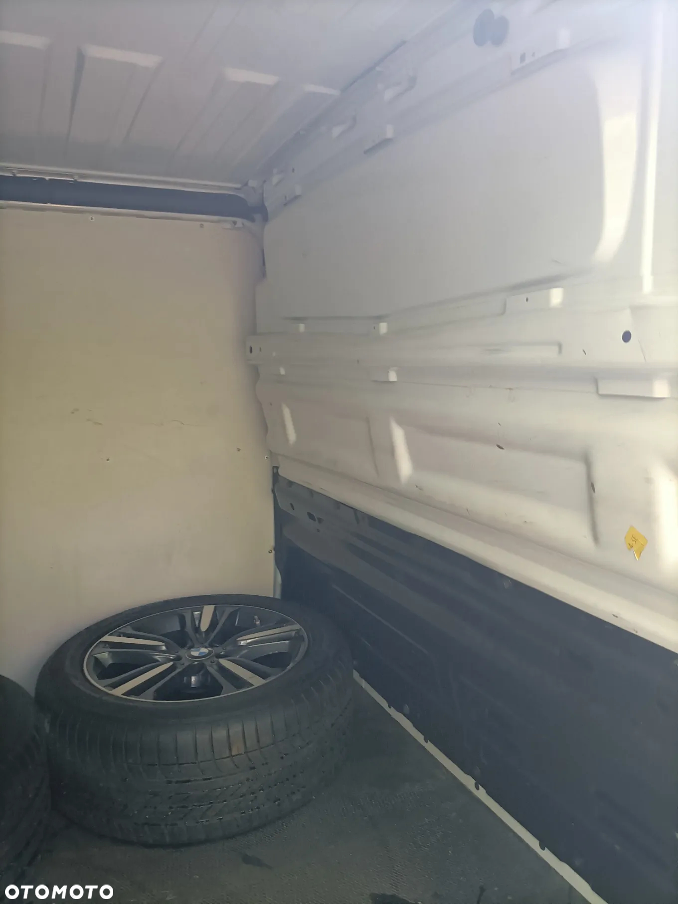 Opel Vivaro - 11
