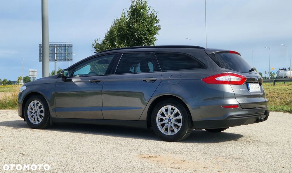Ford Mondeo - 12