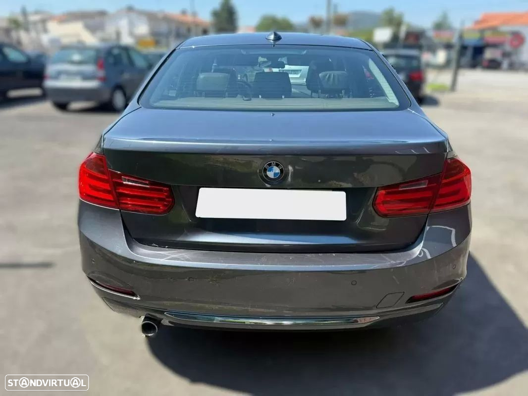 BMW 318 d Aut. Luxury Line - 7