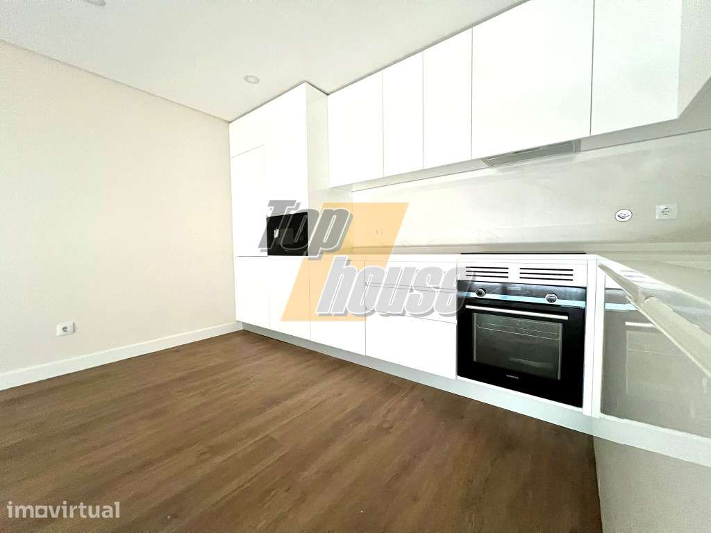 Apartamento T2 novo com parqueamento - Costa de Caparica - Grande imagem: 4/16
