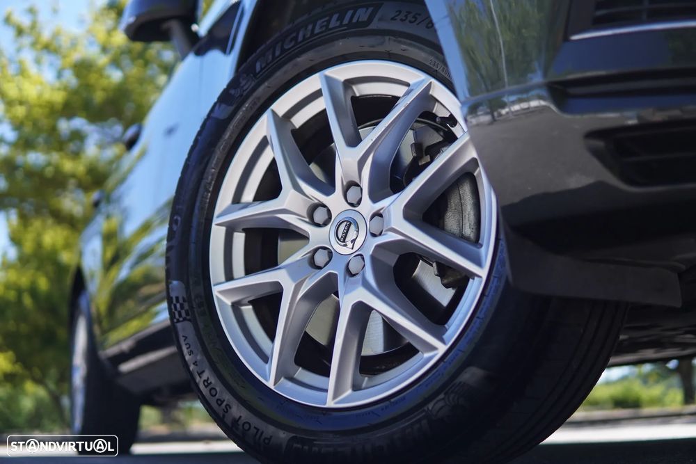 Volvo XC 60 2.0 T8 PHEV Momentum Plus AWD - 8