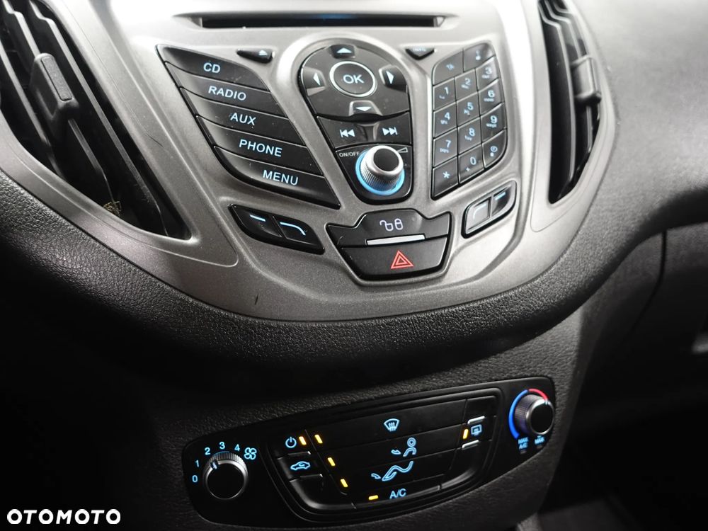 Ford Transit COURIER - 30