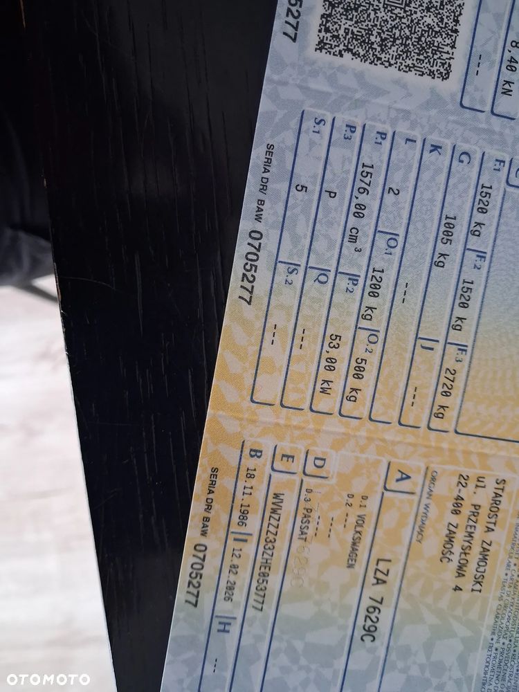 Volkswagen Passat 1.6 C / S - 4