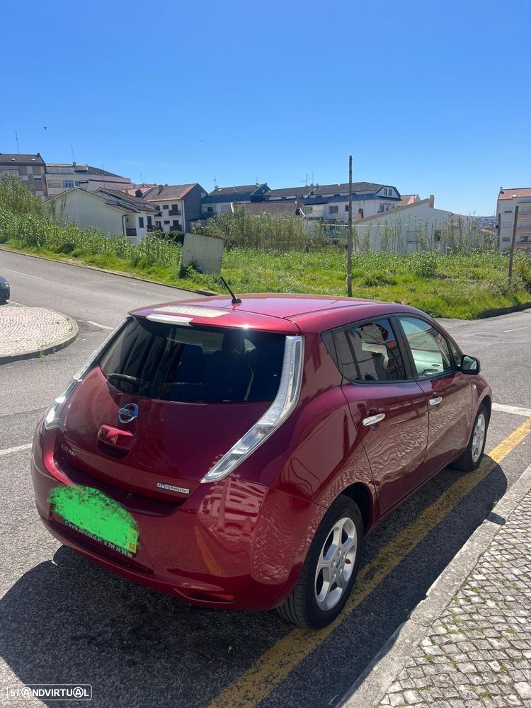 Nissan Leaf - 2