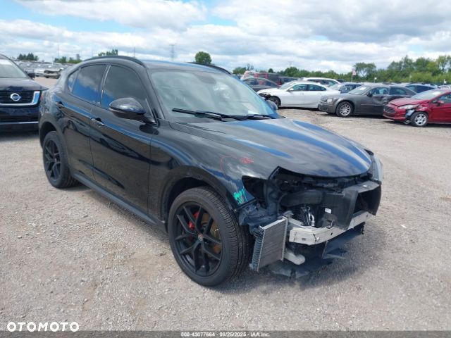 Alfa Romeo Stelvio 2.0 Turbo TI Q4 - 1
