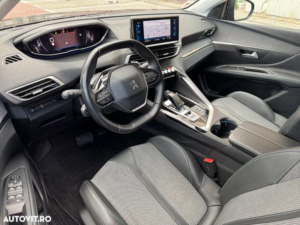 Peugeot 3008 1.2 PureTech 130 EAT8 Allure Pack - 11