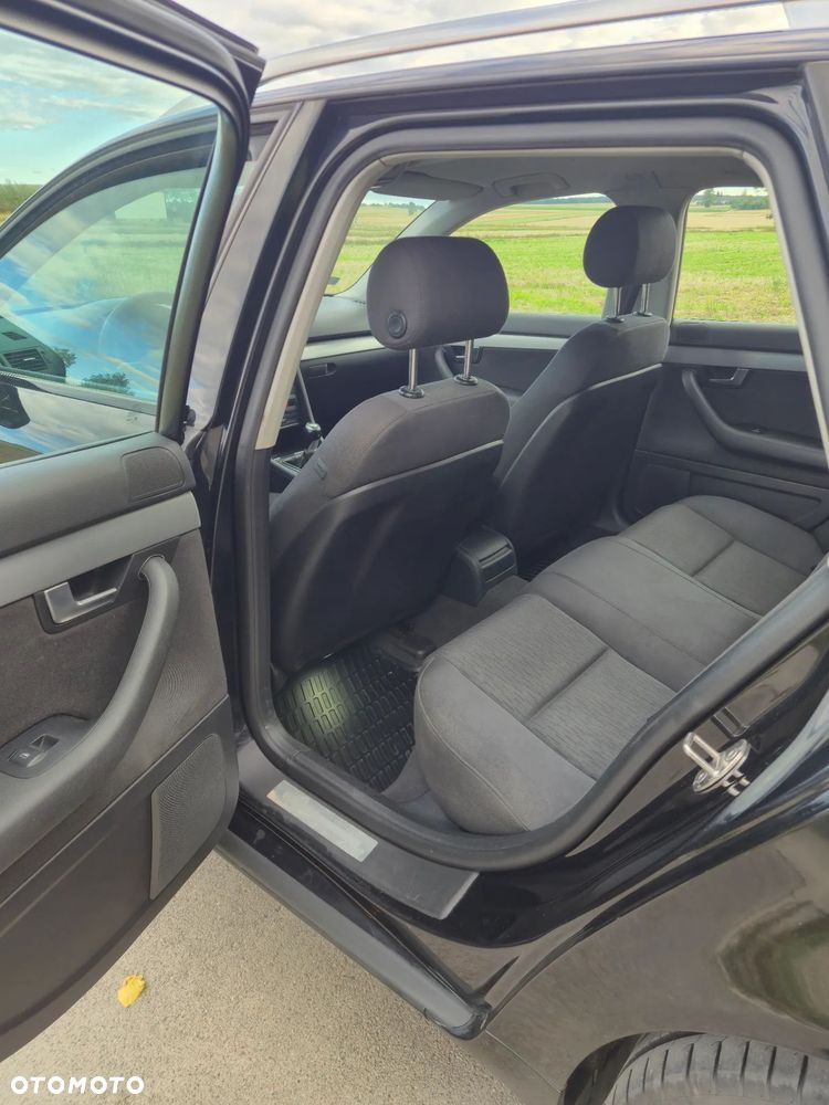 Audi A4 Avant 2.0 TDI - 7