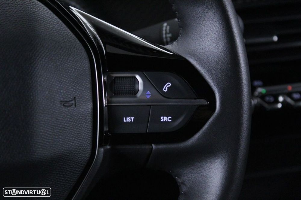 Peugeot 2008 1.2 PureTech Active - 23