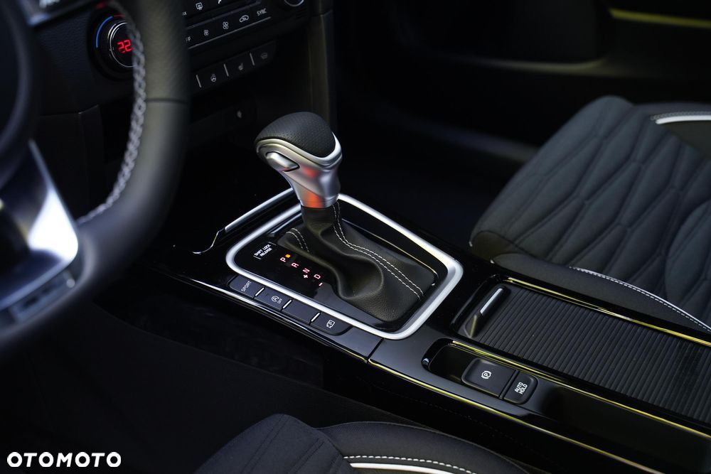 Kia ProCeed 1.5 T-GDI GT Line DCT - 25