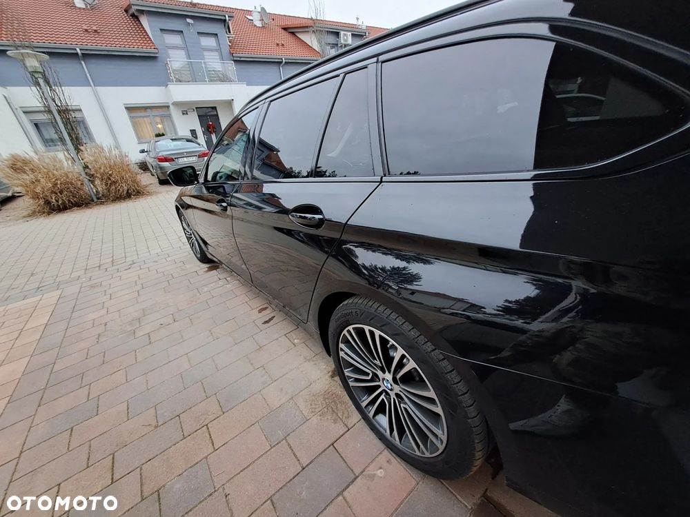 BMW Seria 5 530d xDrive Sport Line - 12