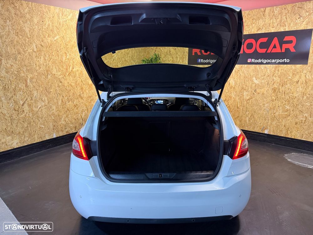 Peugeot 308 130 e-THP Stop & Start Allure - 24