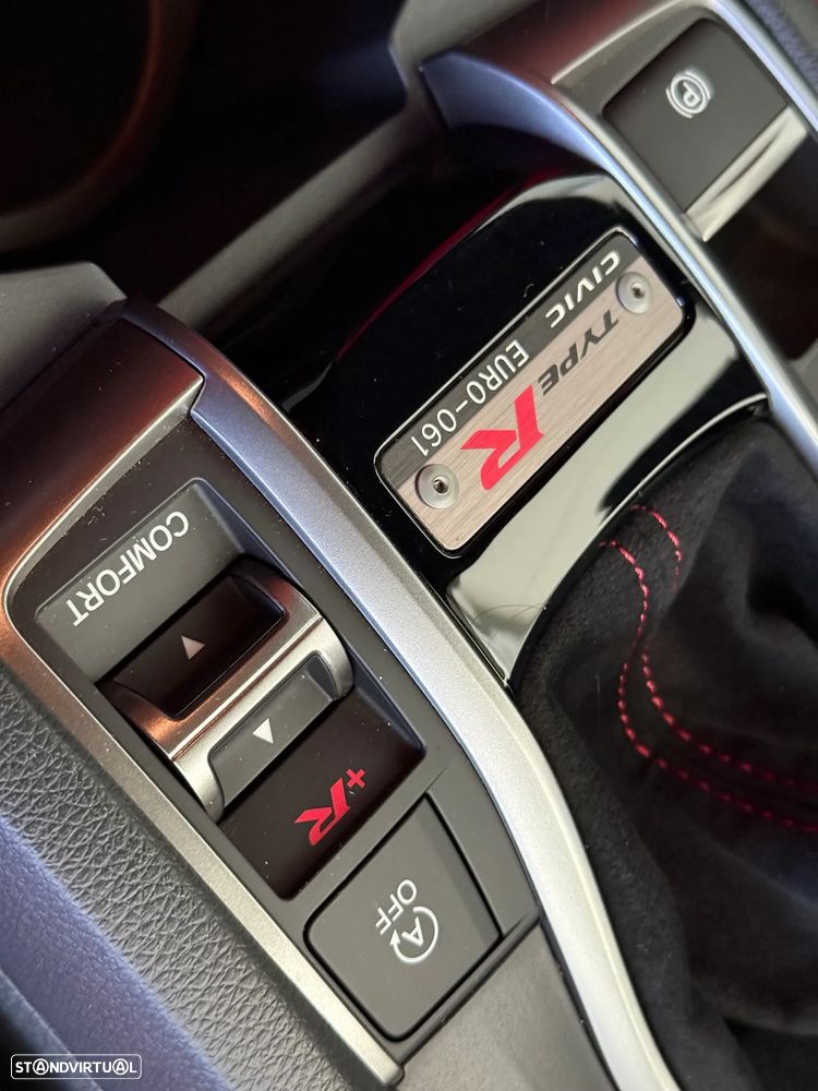 Honda Civic 2.0 VTEC Turbo Type R GT - 12