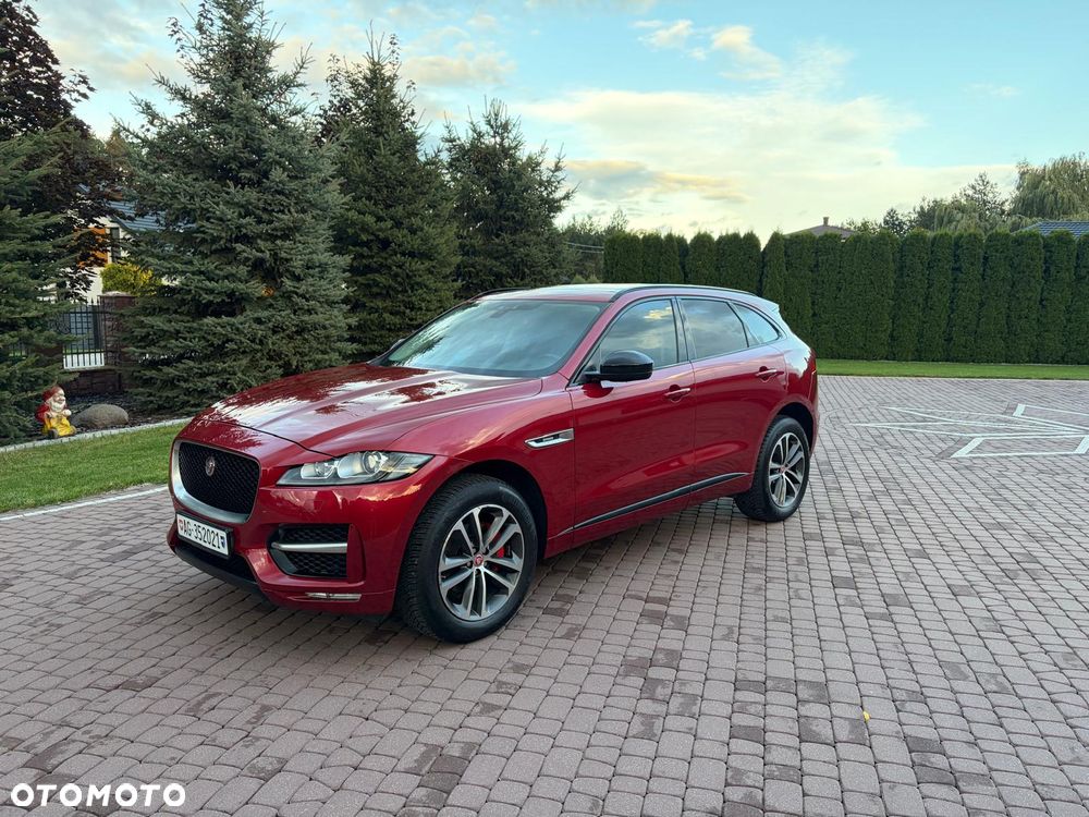 Jaguar F-Pace