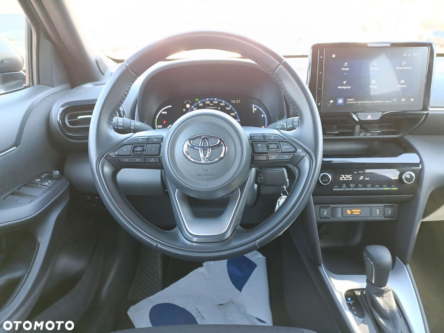 Toyota Yaris Cross - 16
