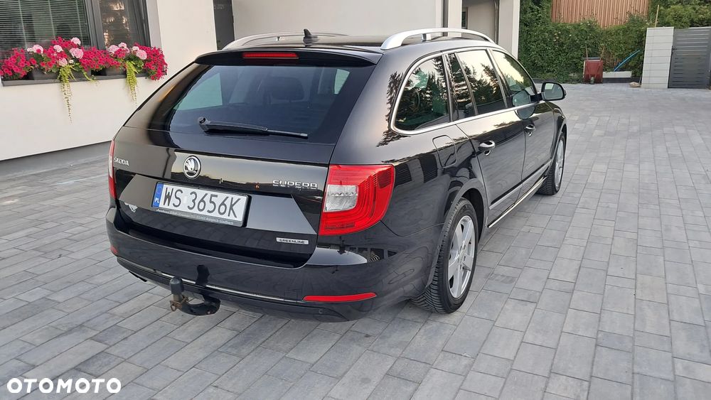Skoda Superb 1.6 TDI Active Greenline - 13