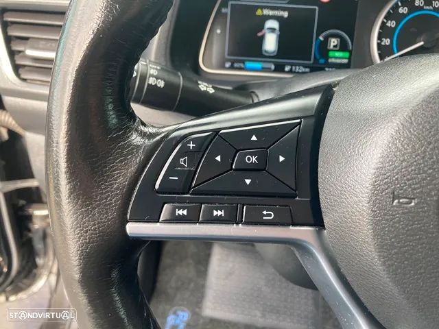 Nissan Leaf 39 kWh Tekna - 16