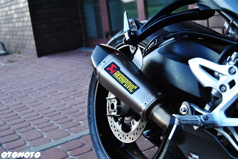 Suzuki GSX - 7