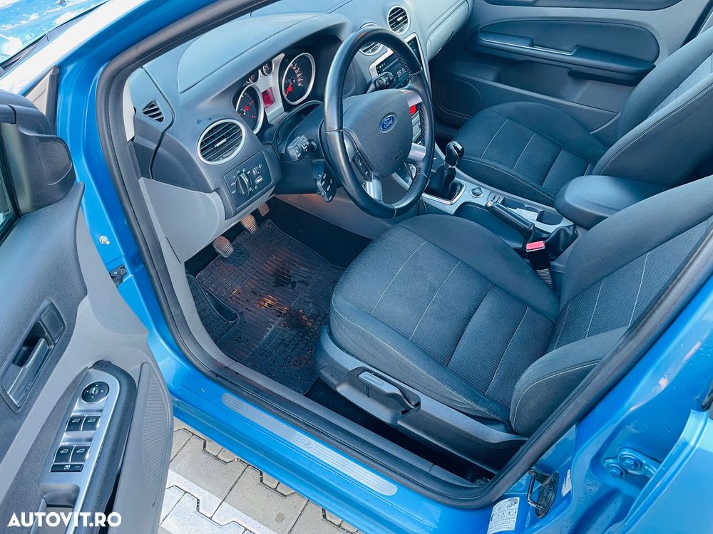 Ford Focus - 7