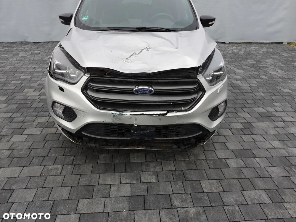 Ford Kuga 1.5 EcoBoost 4x4 ST-Line - 15