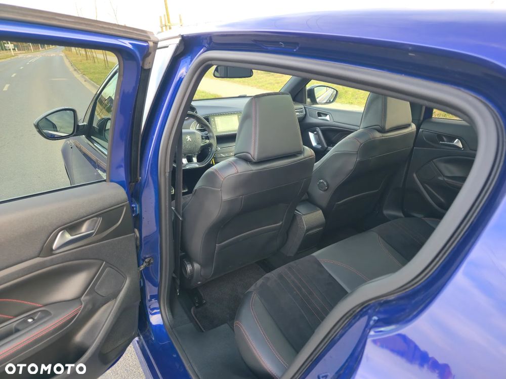 Peugeot 308 ver-bluehdi-fap-150-stop-start-gt--line-edition - 14