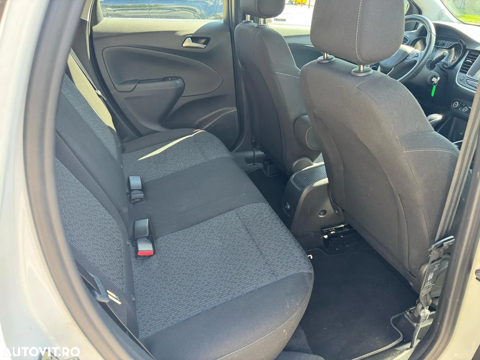Opel Crossland X 1.2 Design Line - 15