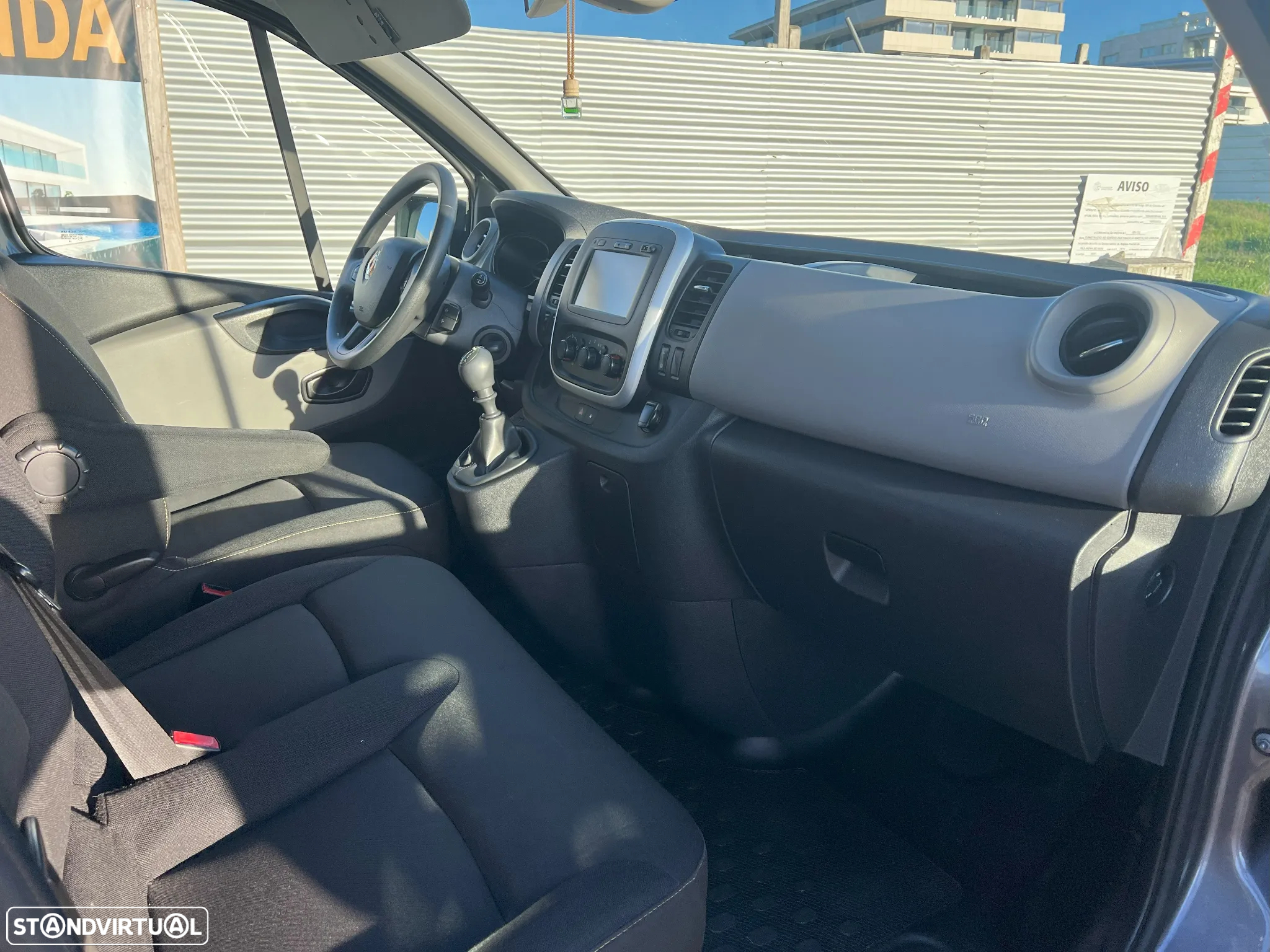 Renault Trafic 1.6 dCi L2H1 1.2T SS - 9