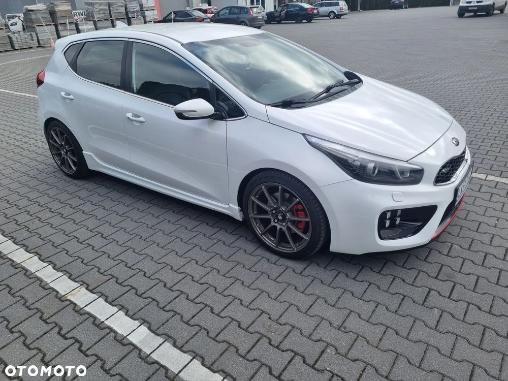 Kia Ceed 1.6 T-GDI GT-Track - 2