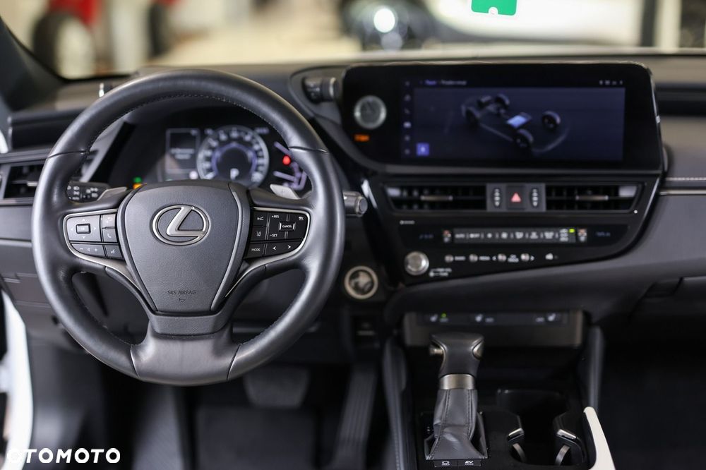 Lexus ES - 23
