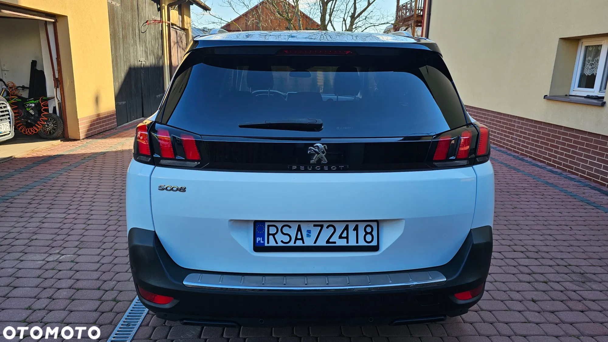 Peugeot 5008 1.5 BlueHDi Allure Pack S&S EAT8 - 23