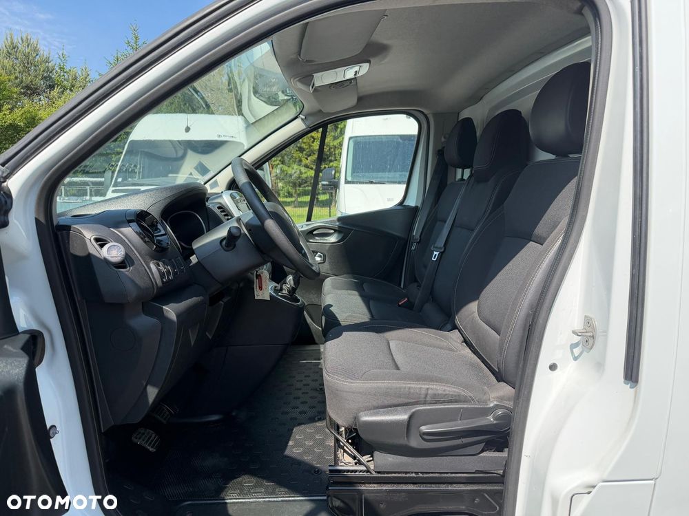 Renault Trafic / 2.0D / 120KM / LED / Najbogatsza wersja / 90000 KM / FV23% - 8