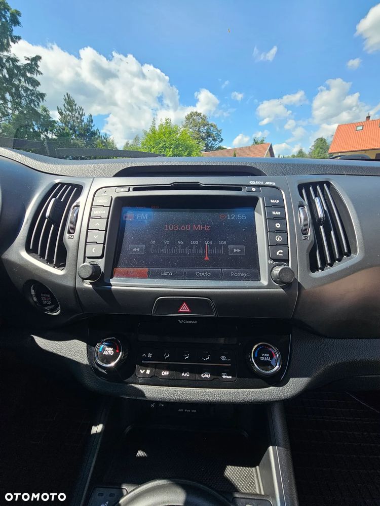 Kia Sportage 2.0 CRDI M AWD - 31