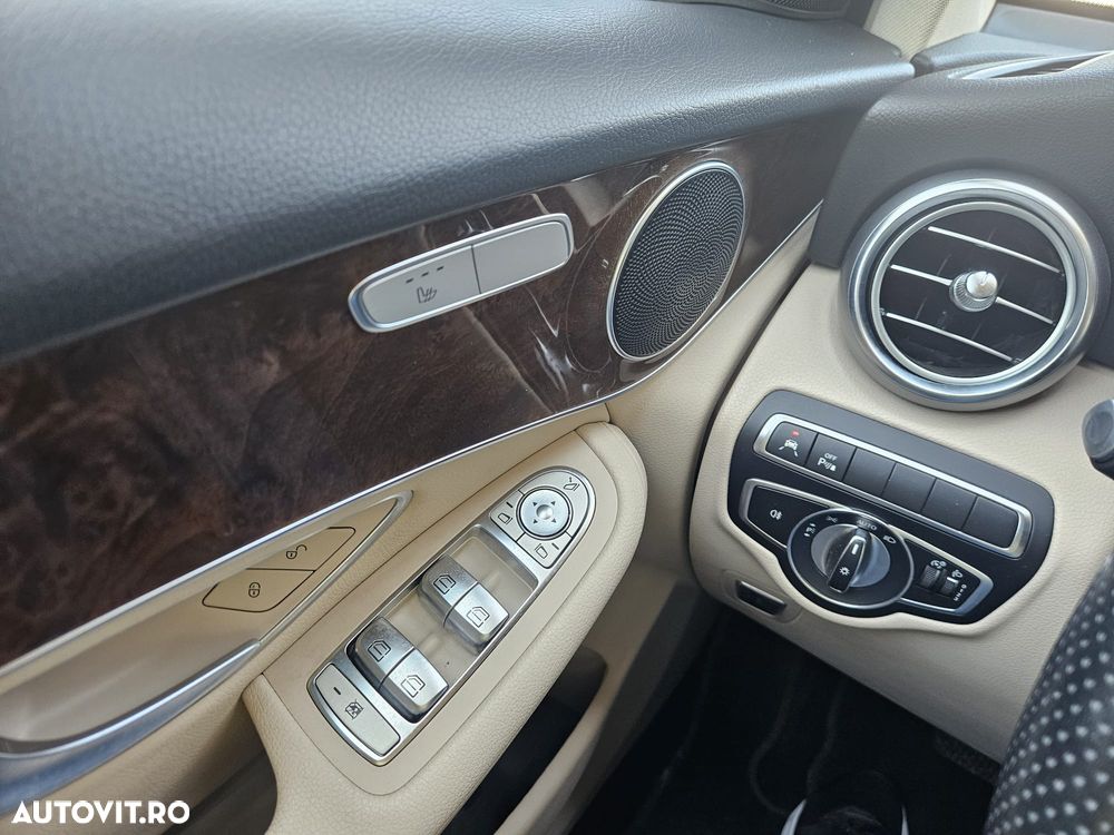 Mercedes-Benz GLC 220 d 4MATIC - 12