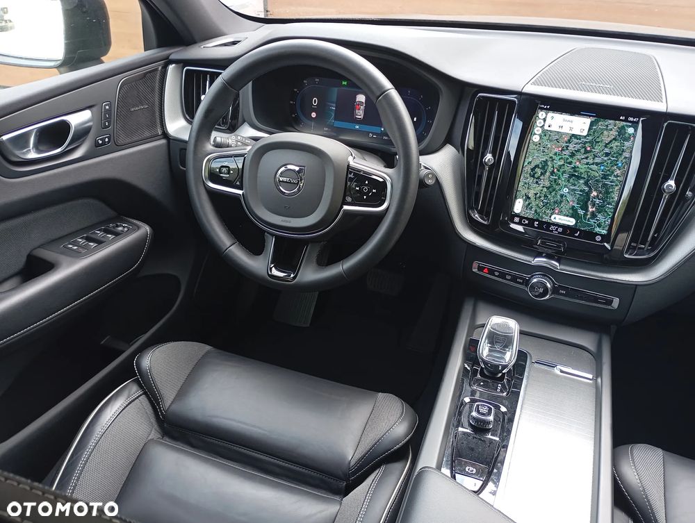 Volvo XC 60 B4 D AWD Ultimate Dark - 7