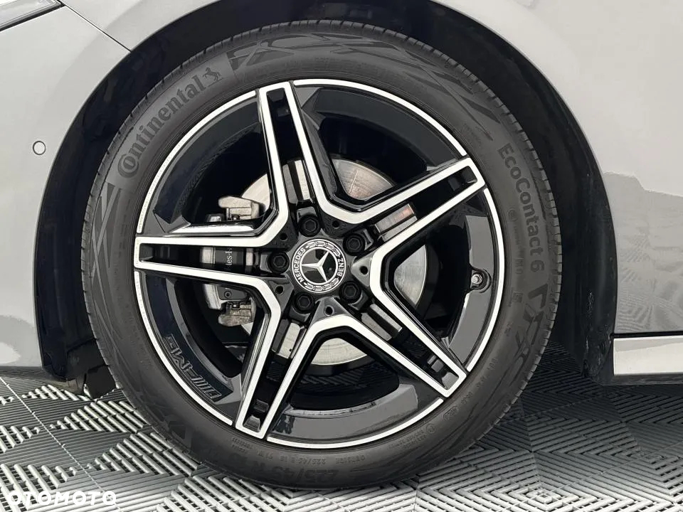 Mercedes-Benz Klasa A 200 d AMG Line 8G-DCT - 9