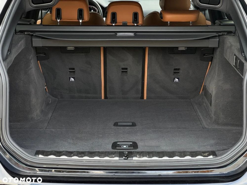 BMW Seria 3 330i xDrive Sport Line - 27