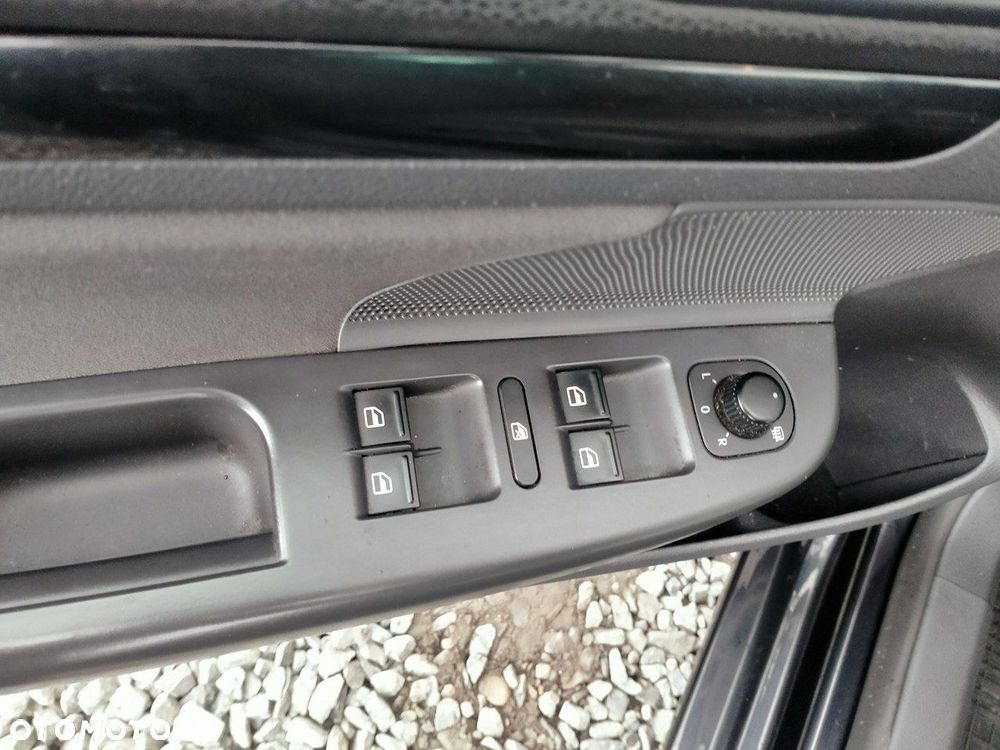 Volkswagen Golf 1.6 United - 9