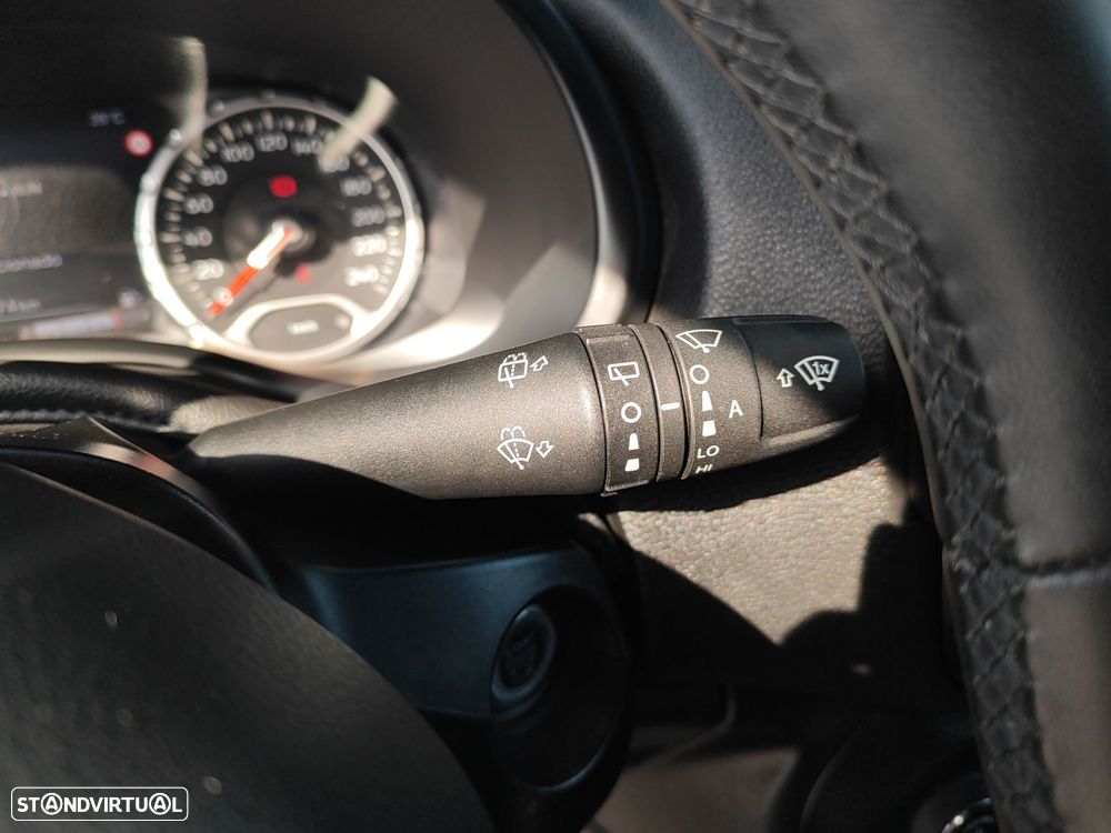 Jeep Renegade 1.0 T Limited - 38