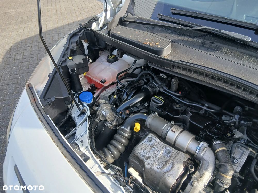 Ford TRANSIT CONNECT - 25