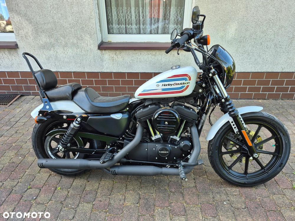 Harley-Davidson Sportster Iron 1200 - 1