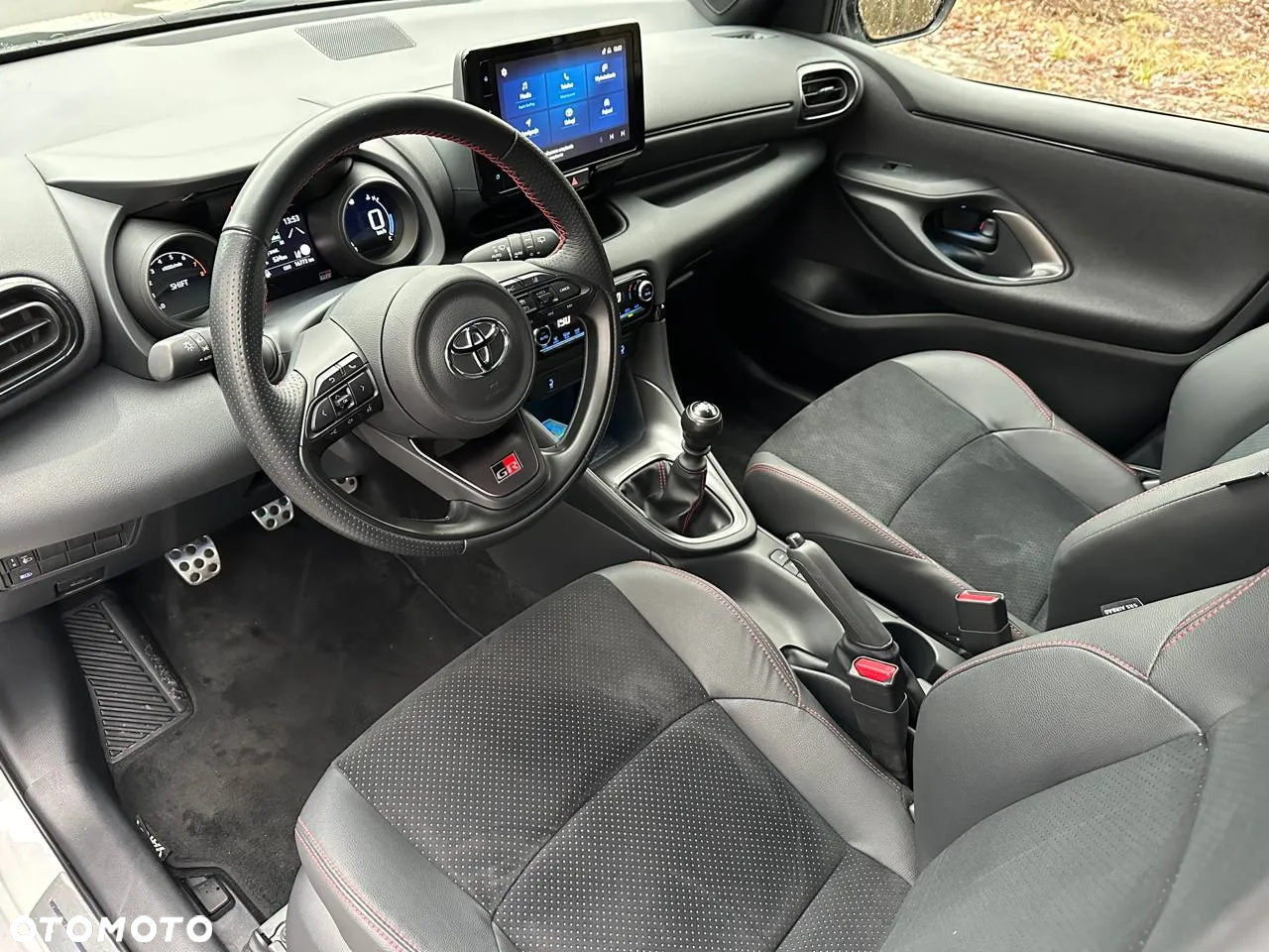 Toyota Yaris 1.5 GR Sport - 6