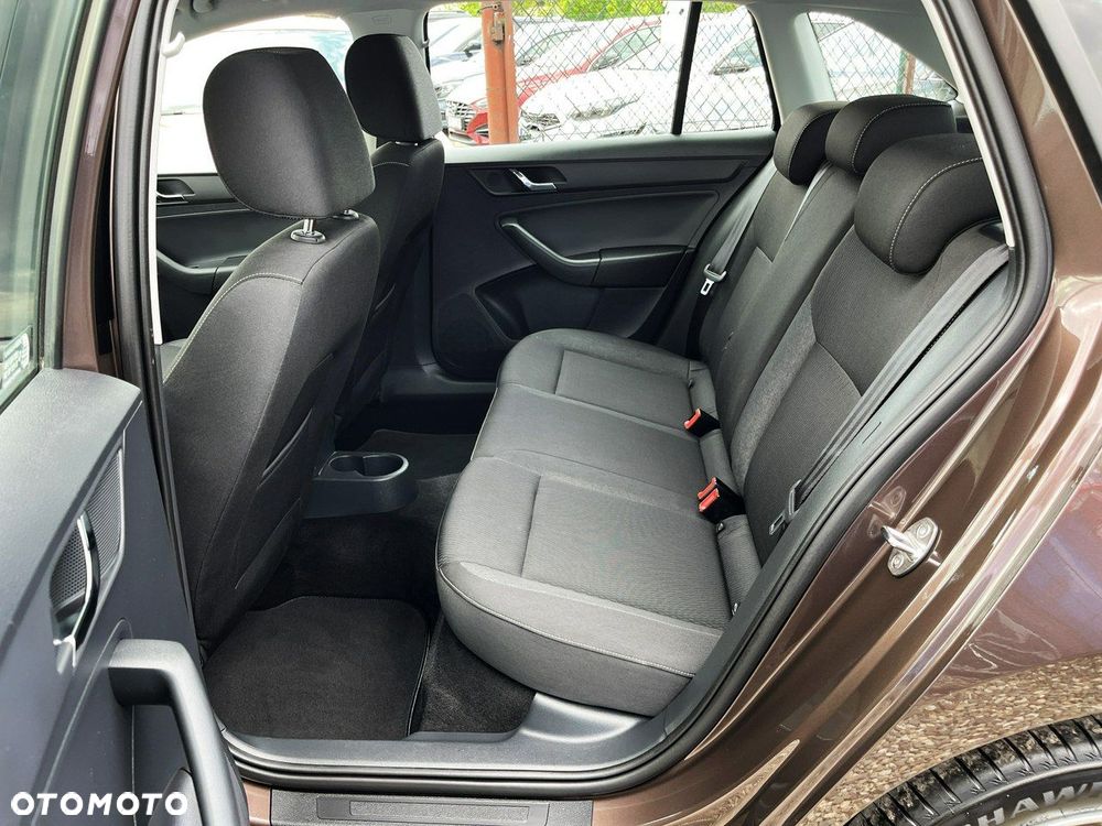 Skoda RAPID - 30