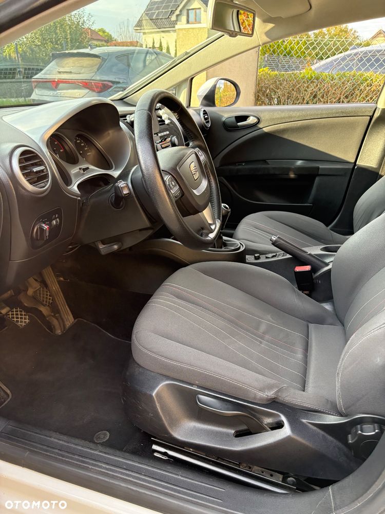 Seat Leon 1.6 TDI DPF Style Copa - 6