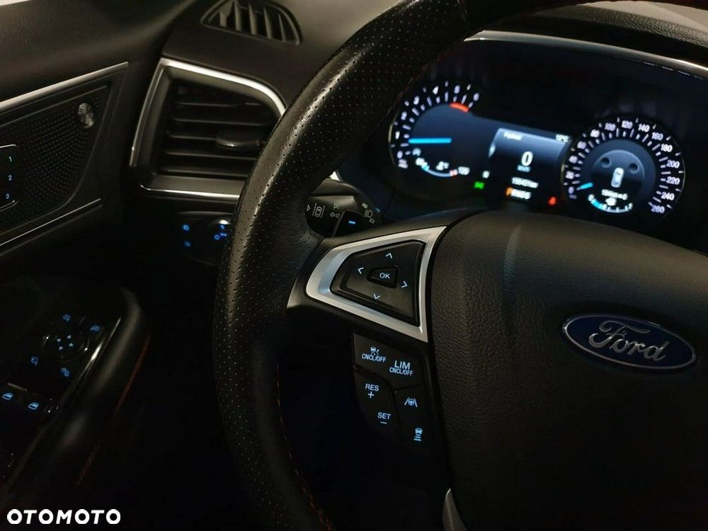 Ford Edge 2.0 EcoBlue Bi-Turbo 4x4 ST-LINE - 10